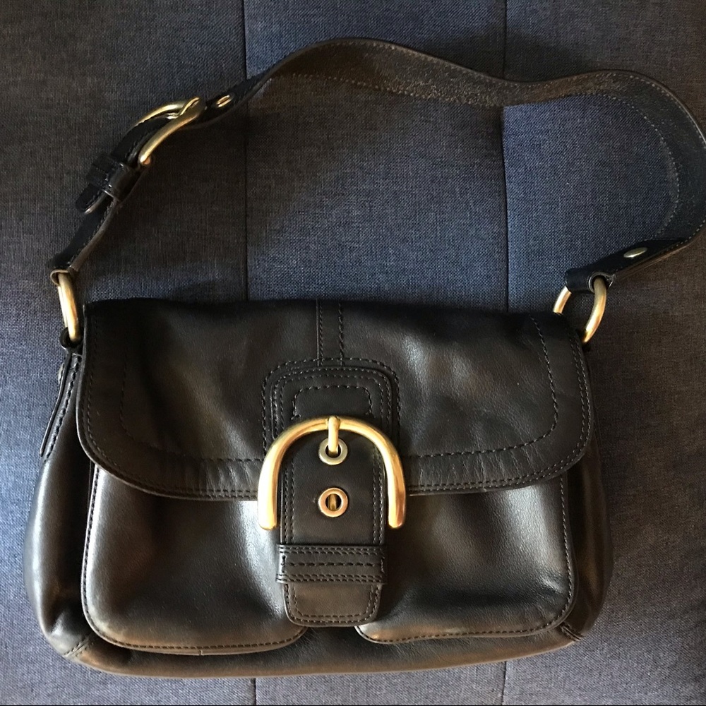 Authentic Coach black leather shoulder bag F11842
